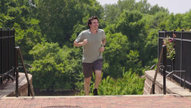 REVIX 20‘’ XXXL Knee Ice Pack Wrap Around Entire Knee After Surgery, Large Ice Pack for Knee Pain Relief